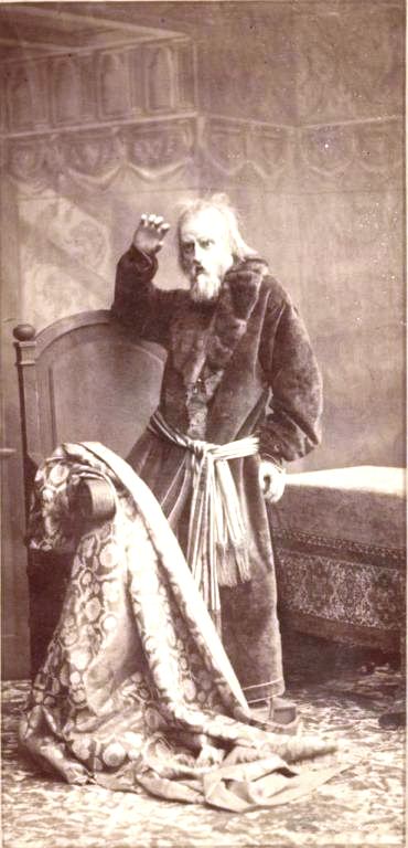 4. Волконский в роли.jpg